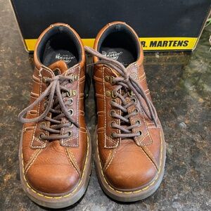 Dr Martens Vintage 9764 Brown Leather Shoes Size 7 Men / 8.5 Women Unisex